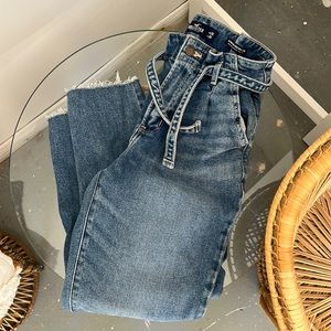 Hollister ultra high rise mom Jean